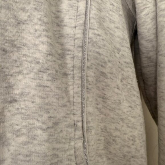 Lululemon Plush Scuba Hoodie, Heathered Alpine White size 12, great condition! - Picture 4 of 4